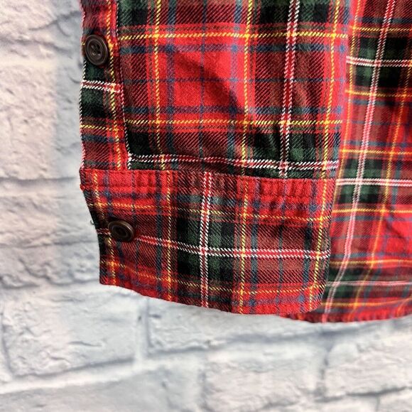 Eddie Bauer Button Up Shirt Red Plaid Flannel Faux Leather Shoulder Patch Medium - Picture 4 of 10
